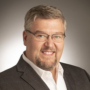 Eric C Heilmann