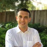 Student Renato Roschel Ribeiro, MBA